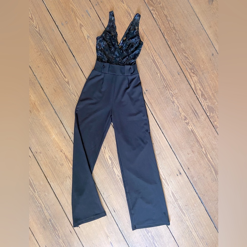 Black Fashion Nova Romper XS
